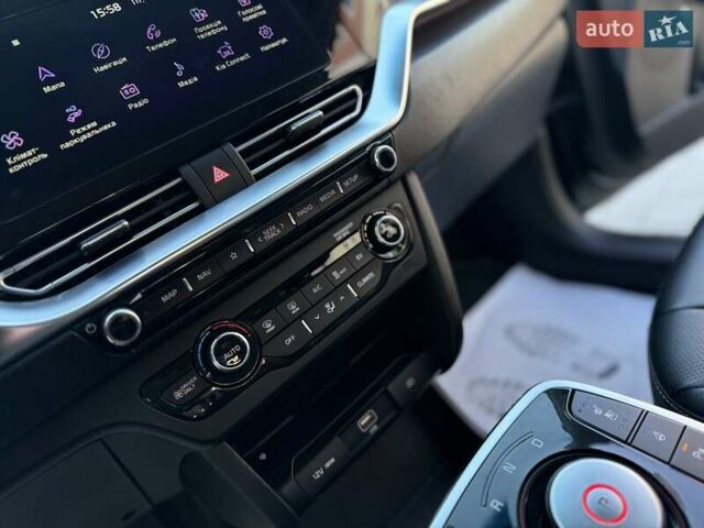 Синий Киа Niro, объемом двигателя 0 л и пробегом 78 тыс. км за 20950 $, фото 67 на Automoto.ua