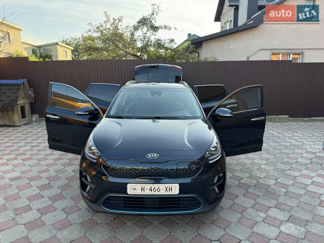 Синій Кіа Niro, об'ємом двигуна 0 л та пробігом 130 тис. км за 18199 $, фото 25 на Automoto.ua