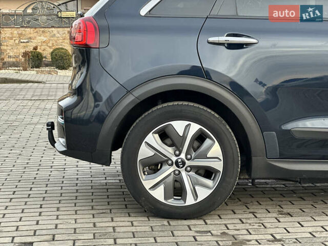 Синій Кіа Niro, об'ємом двигуна 0 л та пробігом 130 тис. км за 18990 $, фото 32 на Automoto.ua