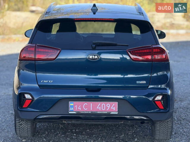 Синій Кіа Niro, об'ємом двигуна 1.58 л та пробігом 76 тис. км за 21300 $, фото 6 на Automoto.ua