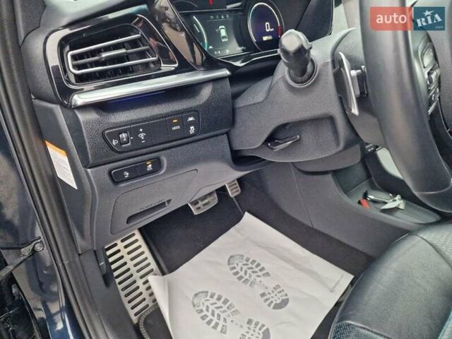 Синий Киа Niro, объемом двигателя 0 л и пробегом 173 тыс. км за 17700 $, фото 28 на Automoto.ua