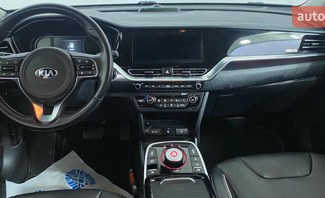 Синій Кіа Niro, об'ємом двигуна 0 л та пробігом 101 тис. км за 20950 $, фото 21 на Automoto.ua