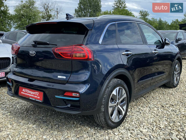 Синій Кіа Niro, об'ємом двигуна 0 л та пробігом 76 тис. км за 22900 $, фото 23 на Automoto.ua
