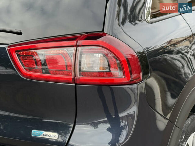 Синій Кіа Niro, об'ємом двигуна 0 л та пробігом 92 тис. км за 16970 $, фото 25 на Automoto.ua