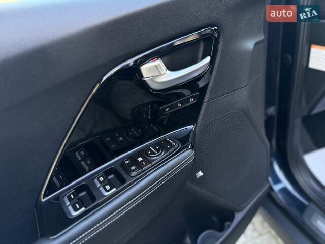 Синий Киа Niro, объемом двигателя 0 л и пробегом 78 тыс. км за 20950 $, фото 78 на Automoto.ua