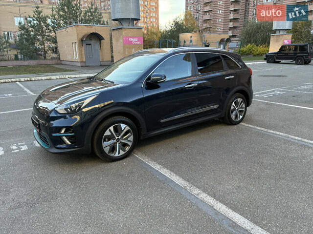 Киа Niro 2020 в Киеве на Automoto.ua Синий Киа Niro, объемом двигателя 0 л и пробегом 131 тыс. км за 17999 $, фото 6 на Automoto.ua
