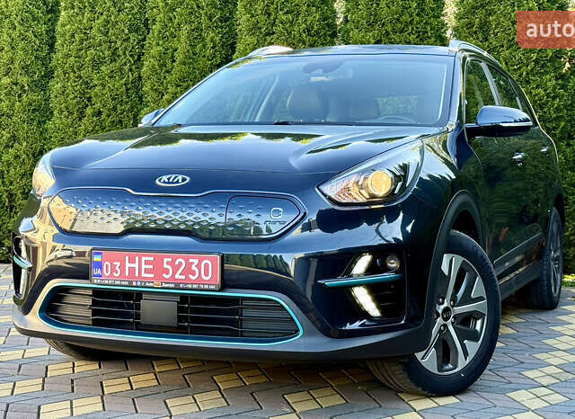 Синій Кіа Niro, об'ємом двигуна 0 л та пробігом 71 тис. км за 19700 $, фото 3 на Automoto.ua