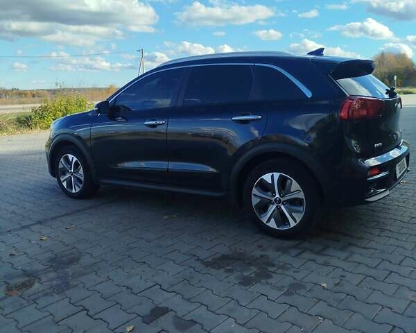 Синий Киа Niro, объемом двигателя 0 л и пробегом 130 тыс. км за 18888 $, фото 12 на Automoto.ua