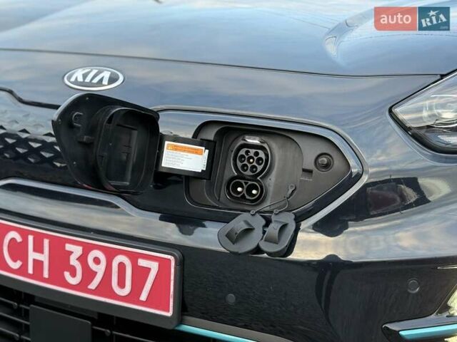 Синій Кіа Niro, об'ємом двигуна 0 л та пробігом 81 тис. км за 19350 $, фото 23 на Automoto.ua
