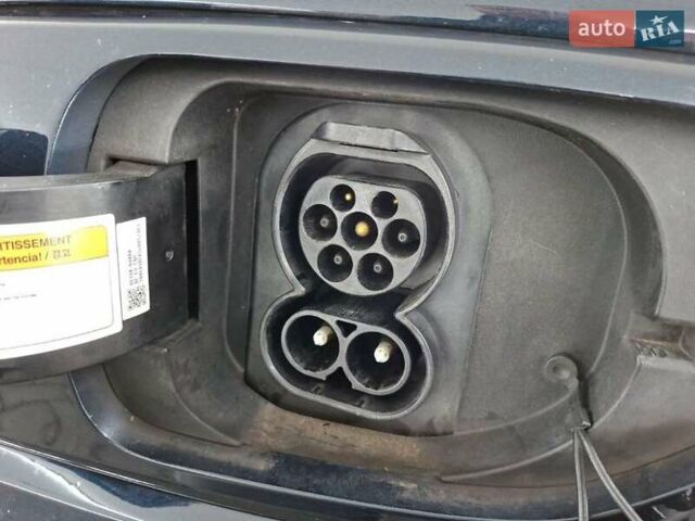 Синій Кіа Niro, об'ємом двигуна 0 л та пробігом 170 тис. км за 18300 $, фото 30 на Automoto.ua