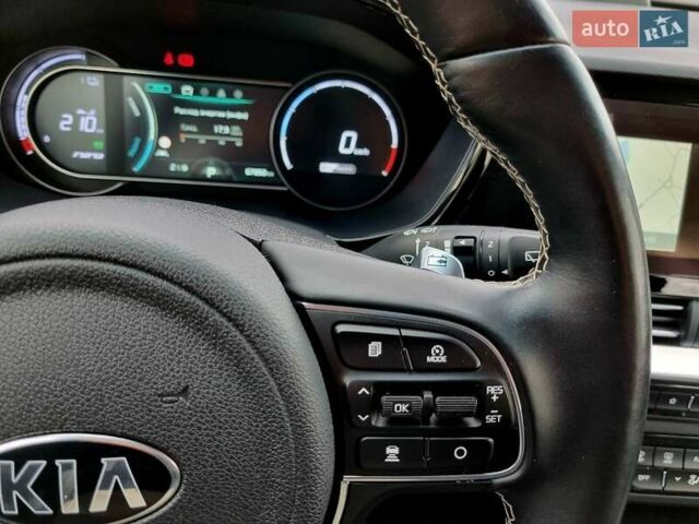 Синий Киа Niro, объемом двигателя 0 л и пробегом 67 тыс. км за 19399 $, фото 36 на Automoto.ua