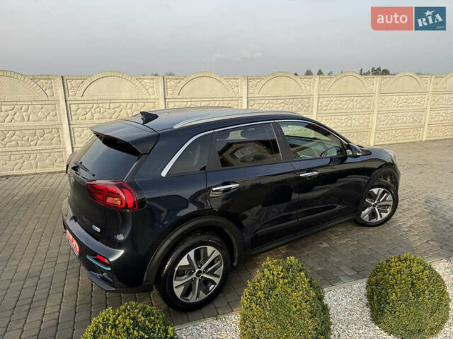 Синий Киа Niro, объемом двигателя 0 л и пробегом 156 тыс. км за 18900 $, фото 12 на Automoto.ua