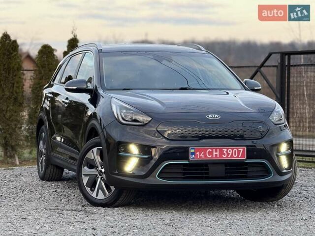 Синій Кіа Niro, об'ємом двигуна 0 л та пробігом 81 тис. км за 19350 $, фото 3 на Automoto.ua