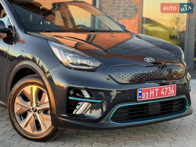 Синий Киа Niro, объемом двигателя 0 л и пробегом 142 тыс. км за 17500 $, фото 8 на Automoto.ua