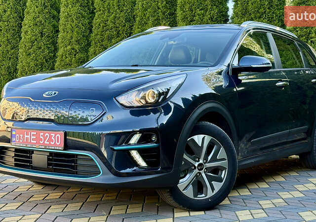 Синій Кіа Niro, об'ємом двигуна 0 л та пробігом 71 тис. км за 19700 $, фото 4 на Automoto.ua