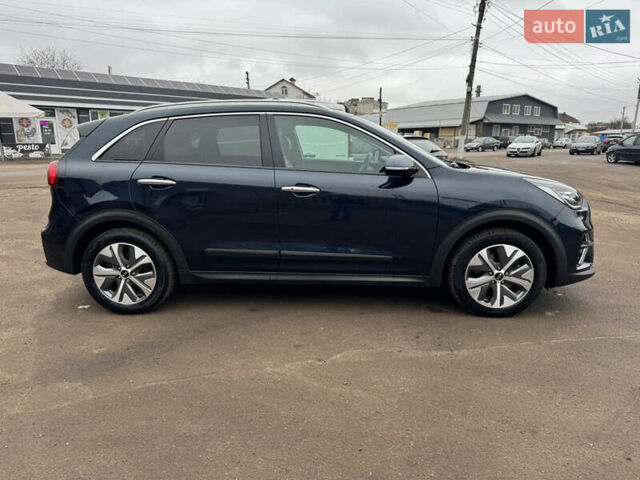 Синий Киа Niro, объемом двигателя 0 л и пробегом 125 тыс. км за 18500 $, фото 3 на Automoto.ua