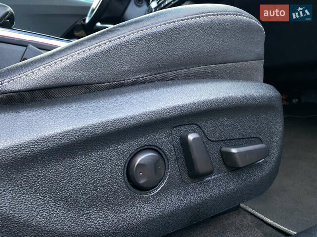 Синій Кіа Niro, об'ємом двигуна 0 л та пробігом 76 тис. км за 22900 $, фото 9 на Automoto.ua