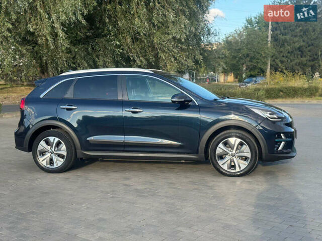 Синий Киа Niro, объемом двигателя 0 л и пробегом 155 тыс. км за 18750 $, фото 7 на Automoto.ua