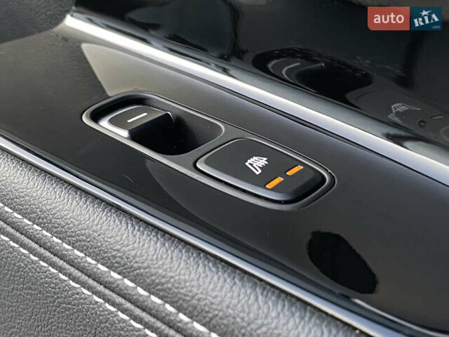 Синій Кіа Niro, об'ємом двигуна 0 л та пробігом 106 тис. км за 21900 $, фото 88 на Automoto.ua