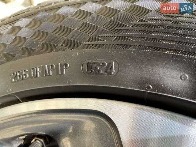 Синій Кіа Niro, об'ємом двигуна 0 л та пробігом 75 тис. км за 23900 $, фото 21 на Automoto.ua