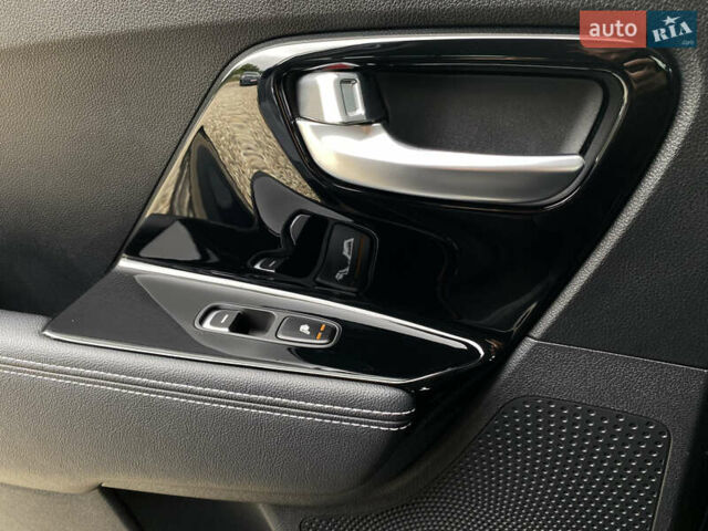 Синий Киа Niro, объемом двигателя 0 л и пробегом 119 тыс. км за 21800 $, фото 8 на Automoto.ua