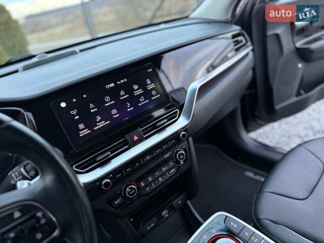Синій Кіа Niro, об'ємом двигуна 0 л та пробігом 81 тис. км за 19350 $, фото 50 на Automoto.ua