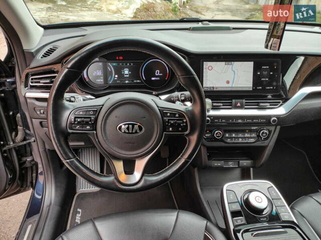 Синий Киа Niro, объемом двигателя 0 л и пробегом 131 тыс. км за 19500 $, фото 19 на Automoto.ua