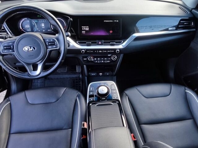 Синій Кіа Niro, об'ємом двигуна 0 л та пробігом 136 тис. км за 19480 $, фото 6 на Automoto.ua