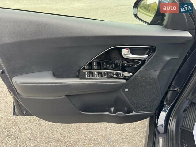 Киа Niro 2020 в Дубно на Automoto.ua Синий Киа Niro, объемом двигателя 0 л и пробегом 156 тыс. км за 19200 $, фото 50 на Automoto.ua