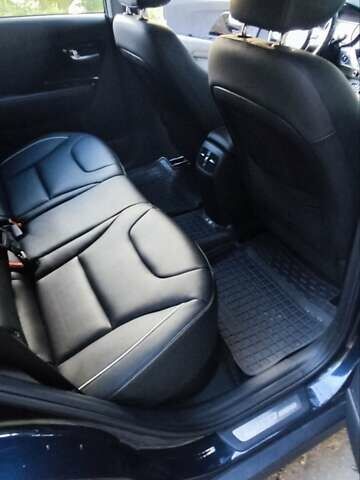 Синий Киа Niro, объемом двигателя 0 л и пробегом 137 тыс. км за 19470 $, фото 20 на Automoto.ua