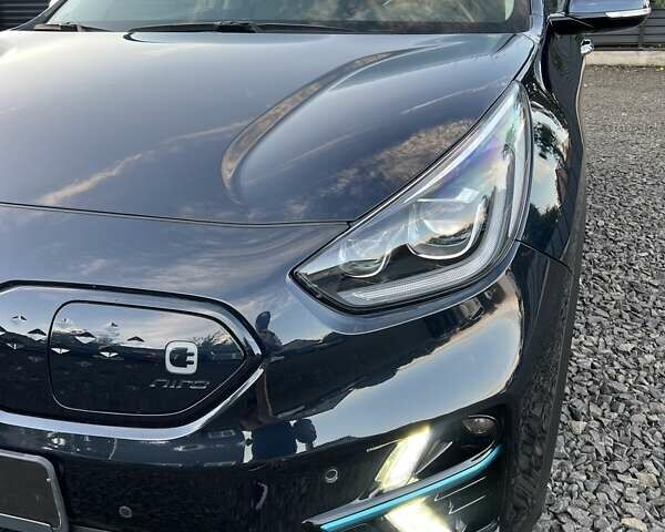 Киа Niro 2020 в Луцке на Automoto.ua Синий Киа Niro, объемом двигателя 0 л и пробегом 119 тыс. км за 19999 $, фото 7 на Automoto.ua
