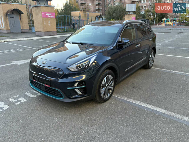 Киа Niro 2020 в Киеве на Automoto.ua Синий Киа Niro, объемом двигателя 0 л и пробегом 131 тыс. км за 17999 $, фото 4 на Automoto.ua
