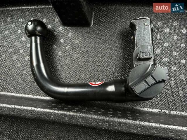 Синий Киа Niro, объемом двигателя 0 л и пробегом 117 тыс. км за 19900 $, фото 82 на Automoto.ua