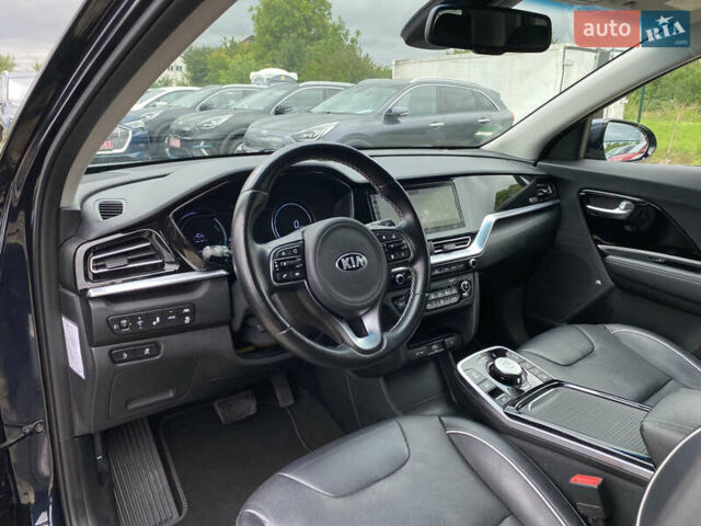 Синий Киа Niro, объемом двигателя 0 л и пробегом 119 тыс. км за 20800 $, фото 35 на Automoto.ua