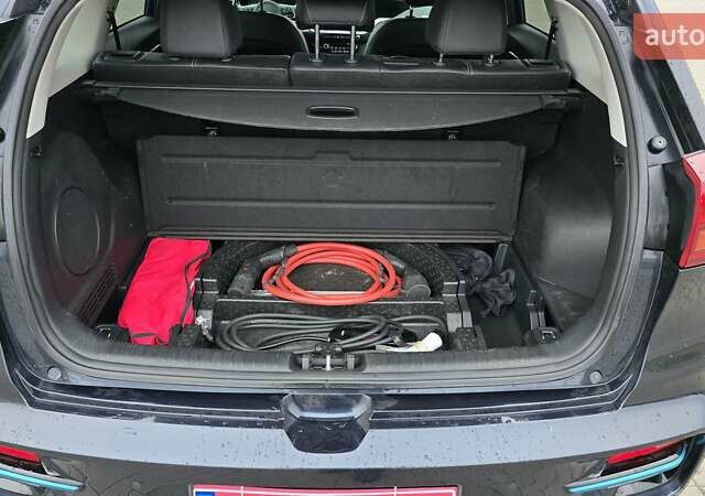 Синій Кіа Niro, об'ємом двигуна 0 л та пробігом 149 тис. км за 19000 $, фото 13 на Automoto.ua