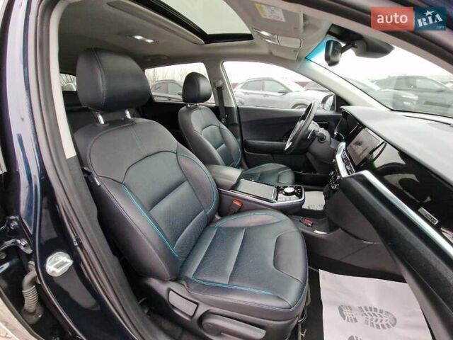 Синий Киа Niro, объемом двигателя 0 л и пробегом 173 тыс. км за 17700 $, фото 21 на Automoto.ua