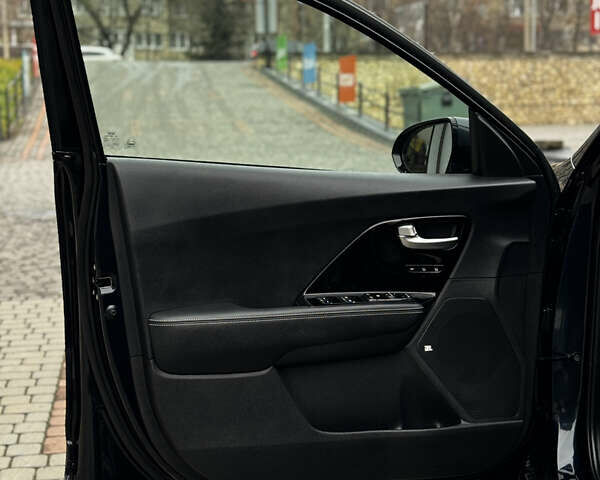 Синій Кіа Niro, об'ємом двигуна 0 л та пробігом 93 тис. км за 19999 $, фото 26 на Automoto.ua