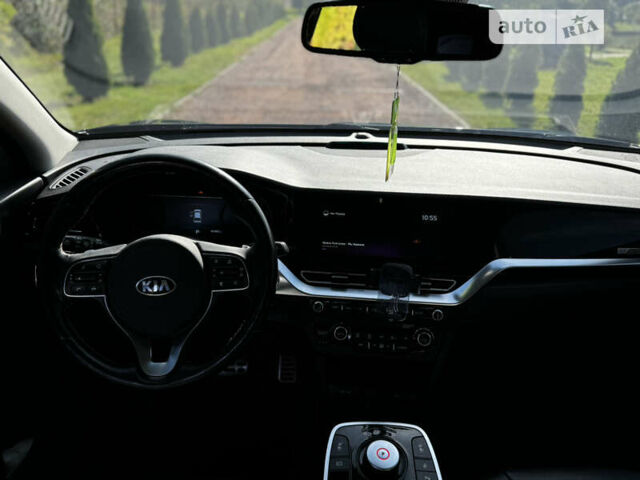 Синій Кіа Niro, об'ємом двигуна 0 л та пробігом 81 тис. км за 19699 $, фото 24 на Automoto.ua