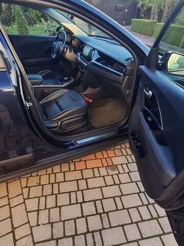 Синий Киа Niro, объемом двигателя 0 л и пробегом 148 тыс. км за 19300 $, фото 31 на Automoto.ua