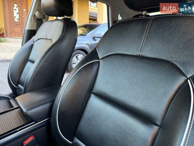 Синий Киа Niro, объемом двигателя 0 л и пробегом 138 тыс. км за 18350 $, фото 52 на Automoto.ua