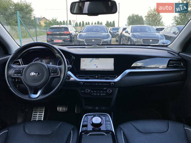 Синій Кіа Niro, об'ємом двигуна 0 л та пробігом 76 тис. км за 22900 $, фото 2 на Automoto.ua
