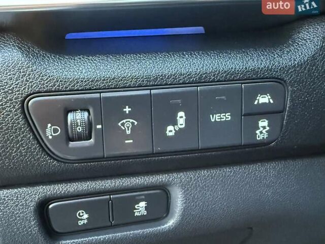 Синий Киа Niro, объемом двигателя 0 л и пробегом 138 тыс. км за 18350 $, фото 71 на Automoto.ua