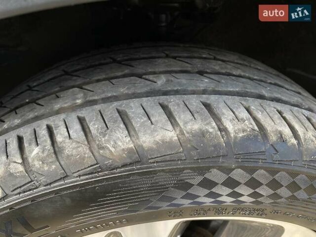 Киа Niro 2020 в Львове на Automoto.ua Синий Киа Niro, объемом двигателя 0 л и пробегом 75 тыс. км за 22900 $, фото 20 на Automoto.ua