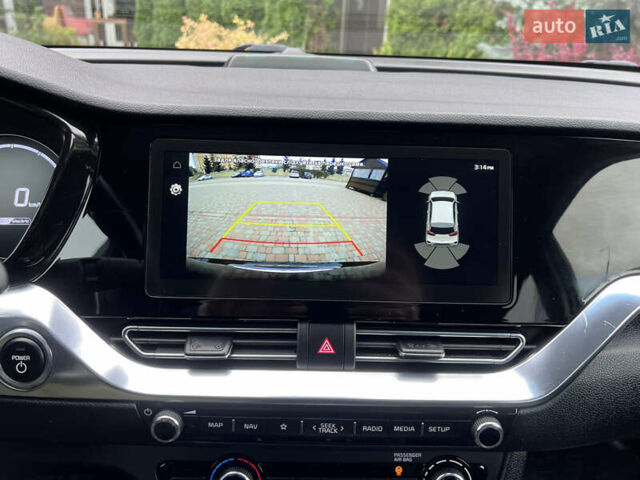 Синій Кіа Niro, об'ємом двигуна 0 л та пробігом 107 тис. км за 19200 $, фото 25 на Automoto.ua