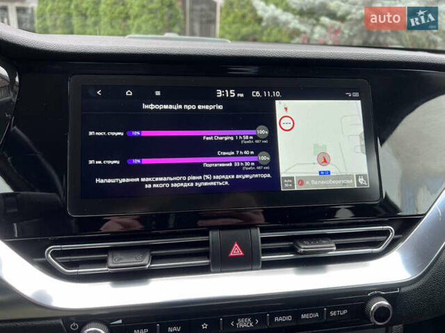 Синій Кіа Niro, об'ємом двигуна 0 л та пробігом 107 тис. км за 19200 $, фото 26 на Automoto.ua