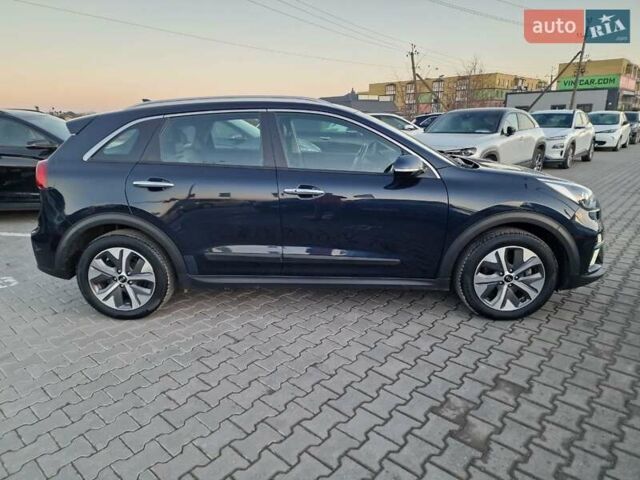 Синий Киа Niro, объемом двигателя 0 л и пробегом 168 тыс. км за 19300 $, фото 12 на Automoto.ua