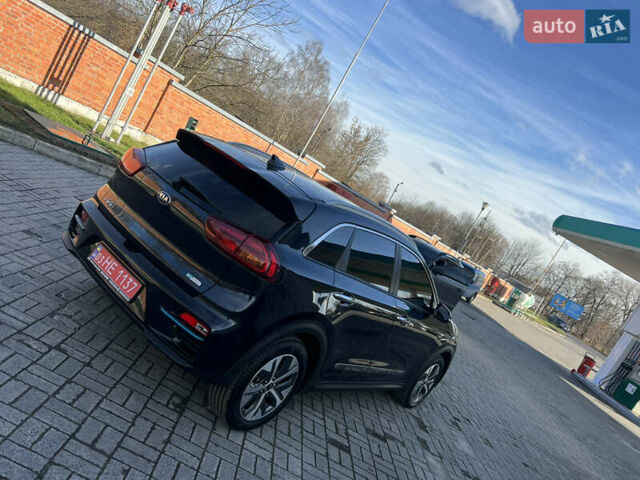 Синий Киа Niro, объемом двигателя 0 л и пробегом 92 тыс. км за 18799 $, фото 21 на Automoto.ua