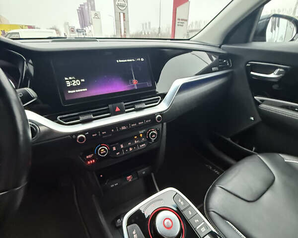 Синій Кіа Niro, об'ємом двигуна 0 л та пробігом 158 тис. км за 18600 $, фото 22 на Automoto.ua