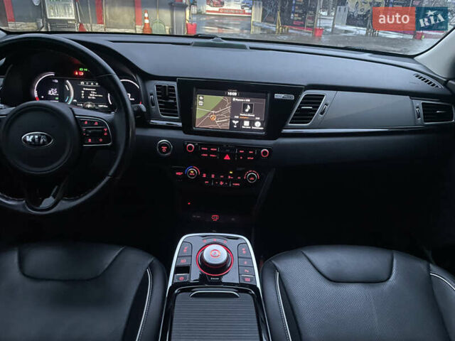 Синій Кіа Niro, об'ємом двигуна 0 л та пробігом 139 тис. км за 18500 $, фото 10 на Automoto.ua
