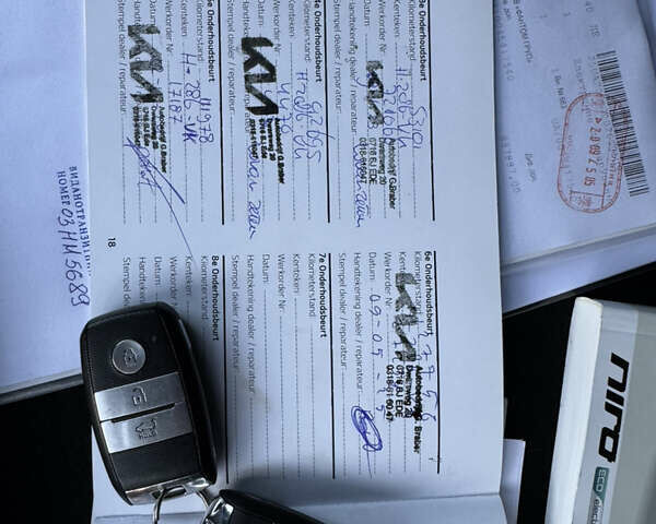 Синий Киа Niro, объемом двигателя 0 л и пробегом 138 тыс. км за 17800 $, фото 72 на Automoto.ua